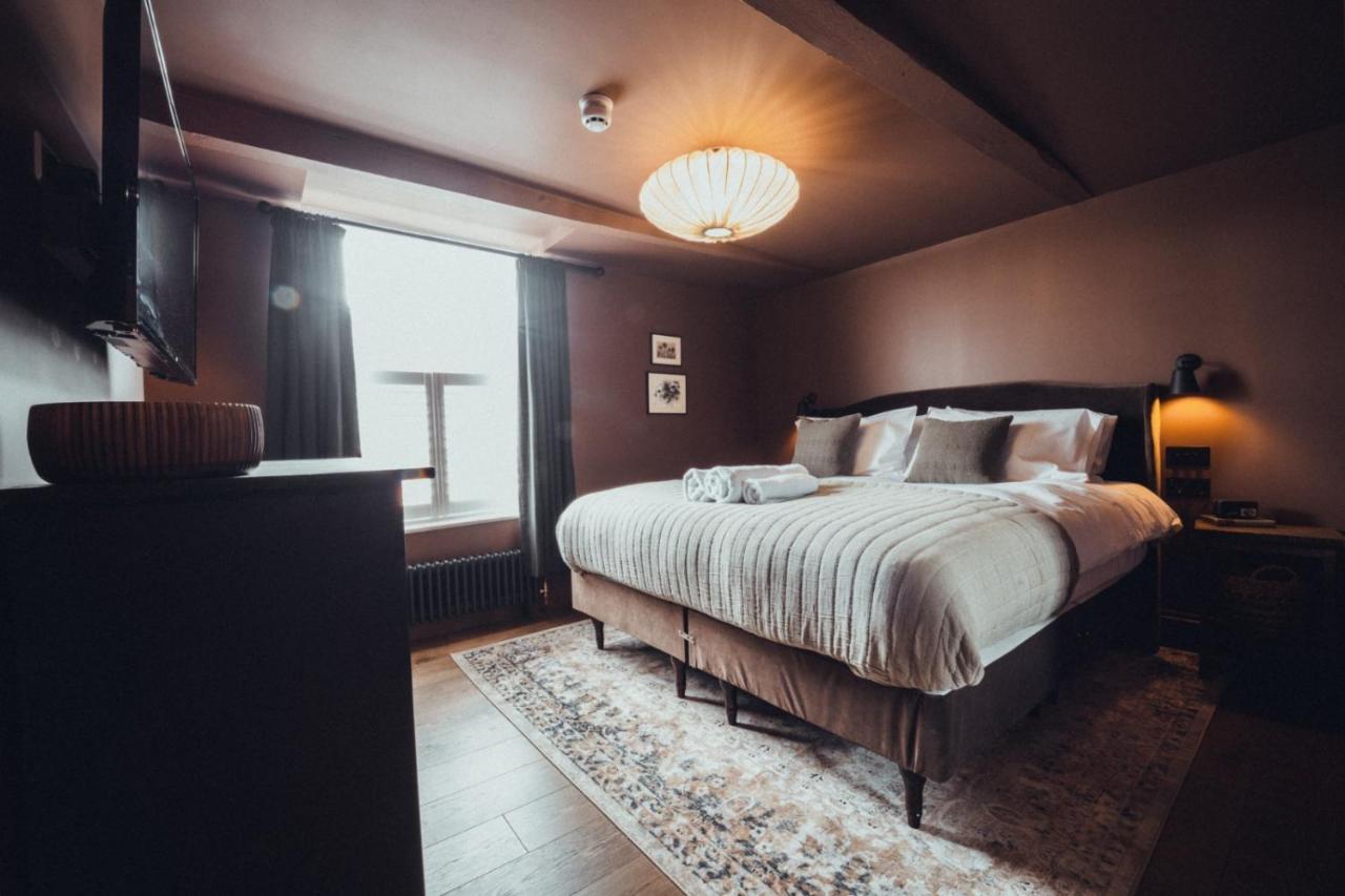 The Silk Rooms, At The Freemasons Inn Натсфорд Екстер'єр фото
